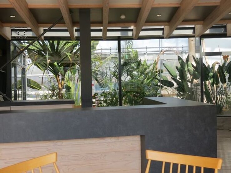 リカレント研修室の窓から